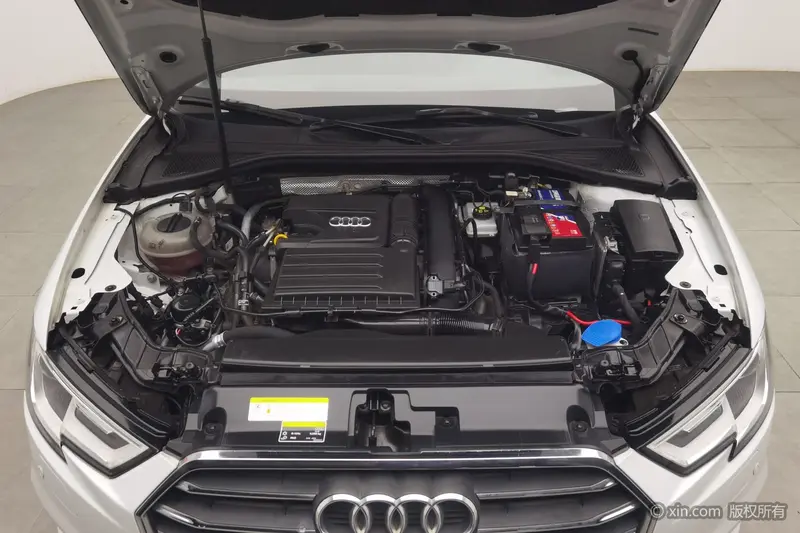 Audi A3 Sportback 35 TFSI базовая VI — фото 6