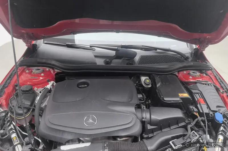 Mercedes-Benz CLA — фото 6