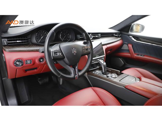 Maserati Quattroporte 2022 3.0 T GT — фото 7