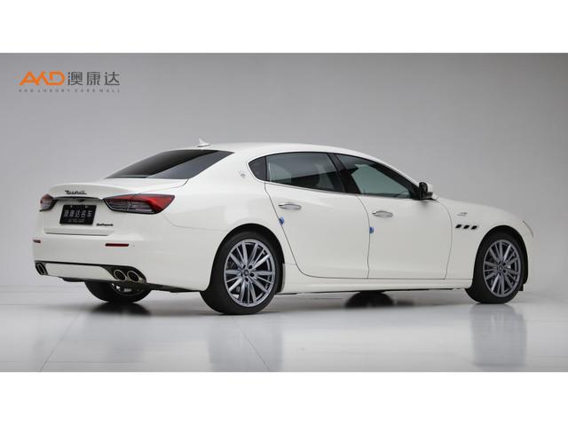 Maserati Quattroporte 2022 3.0 T GT — фото 4