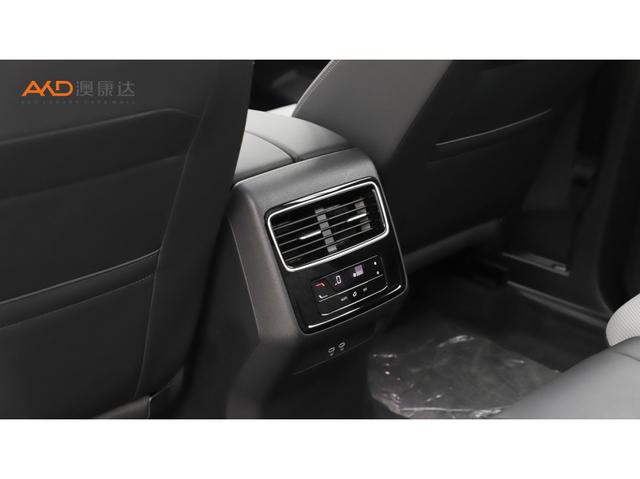 Volkswagen Tavendor 2024 380 TSI 4 WD R-line — фото 5