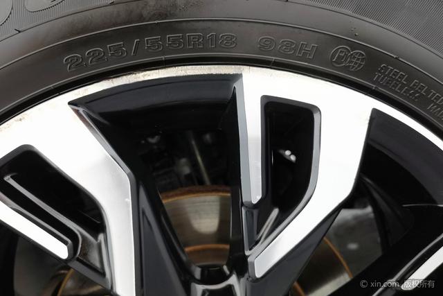 Mitsubishi Outlander 2020 2.4 L 4 WD 5 — фото 10