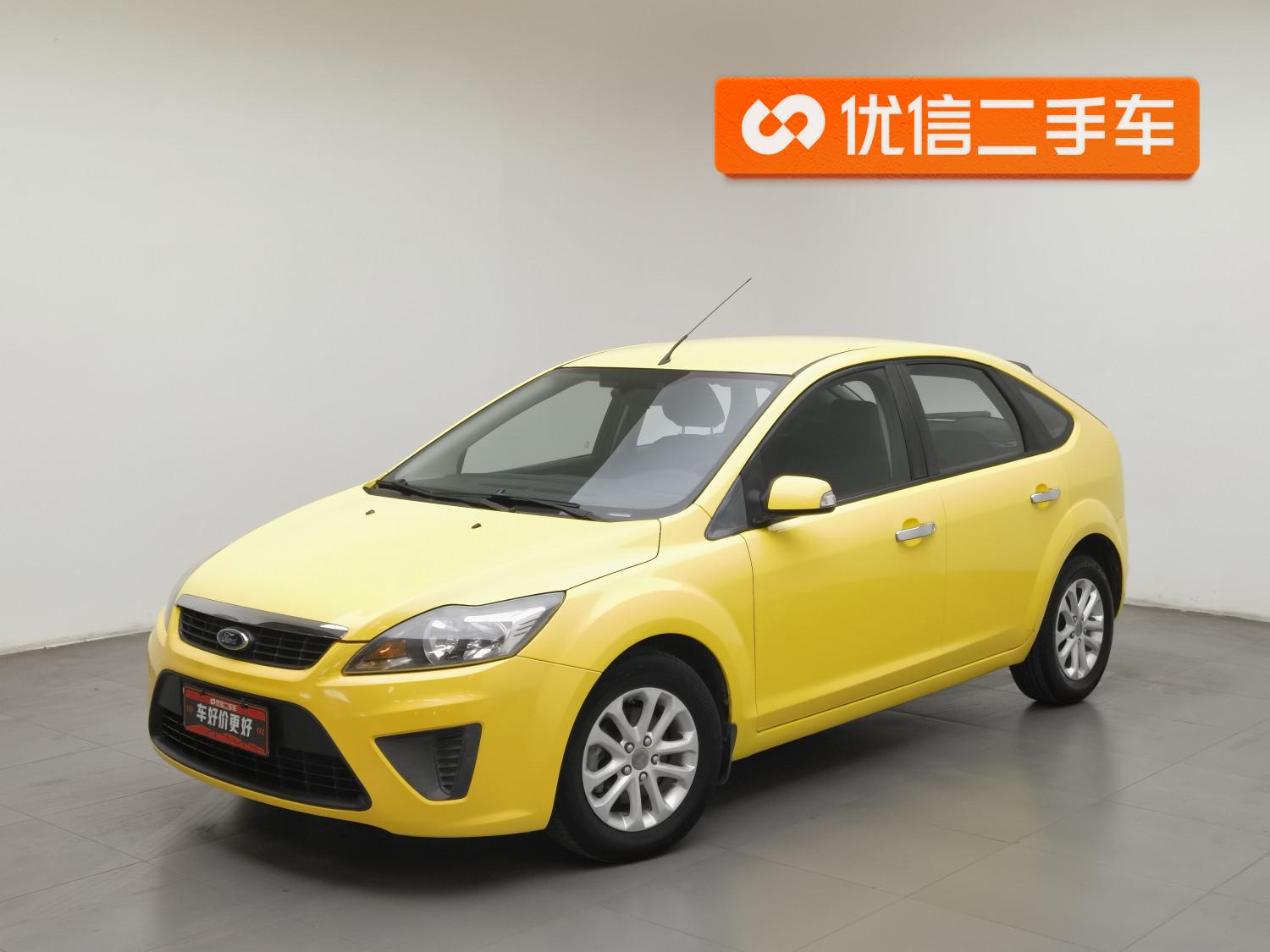 Ford Focus 2012 1.8L AT