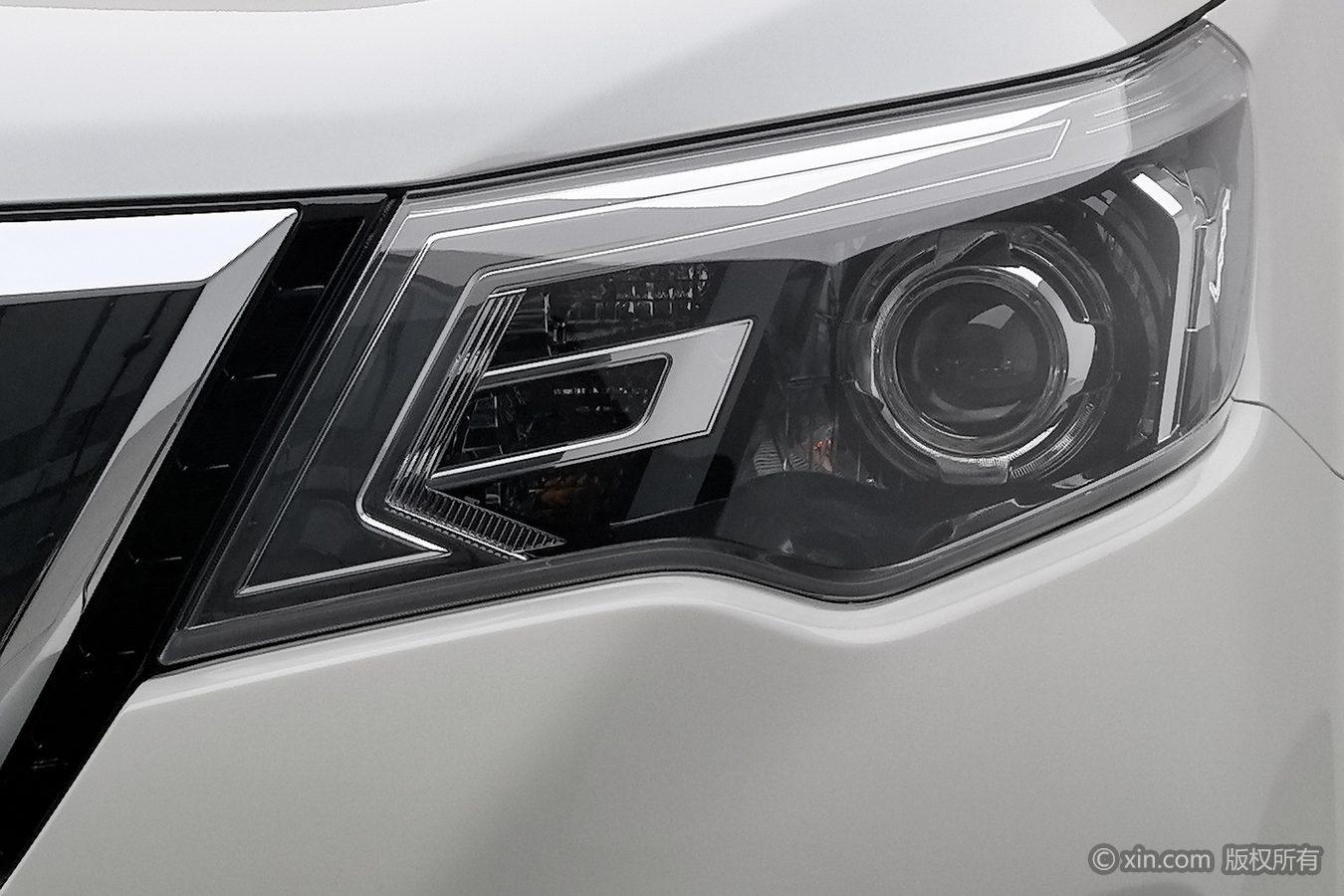 Nissan Terra 2020 2.5L AT Luxury