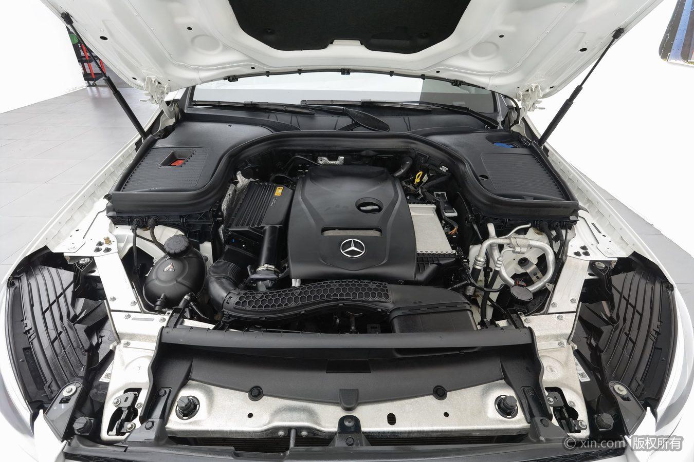 Mercedes-Benz GLC 2019 GLC 260 4MATIC Luxury