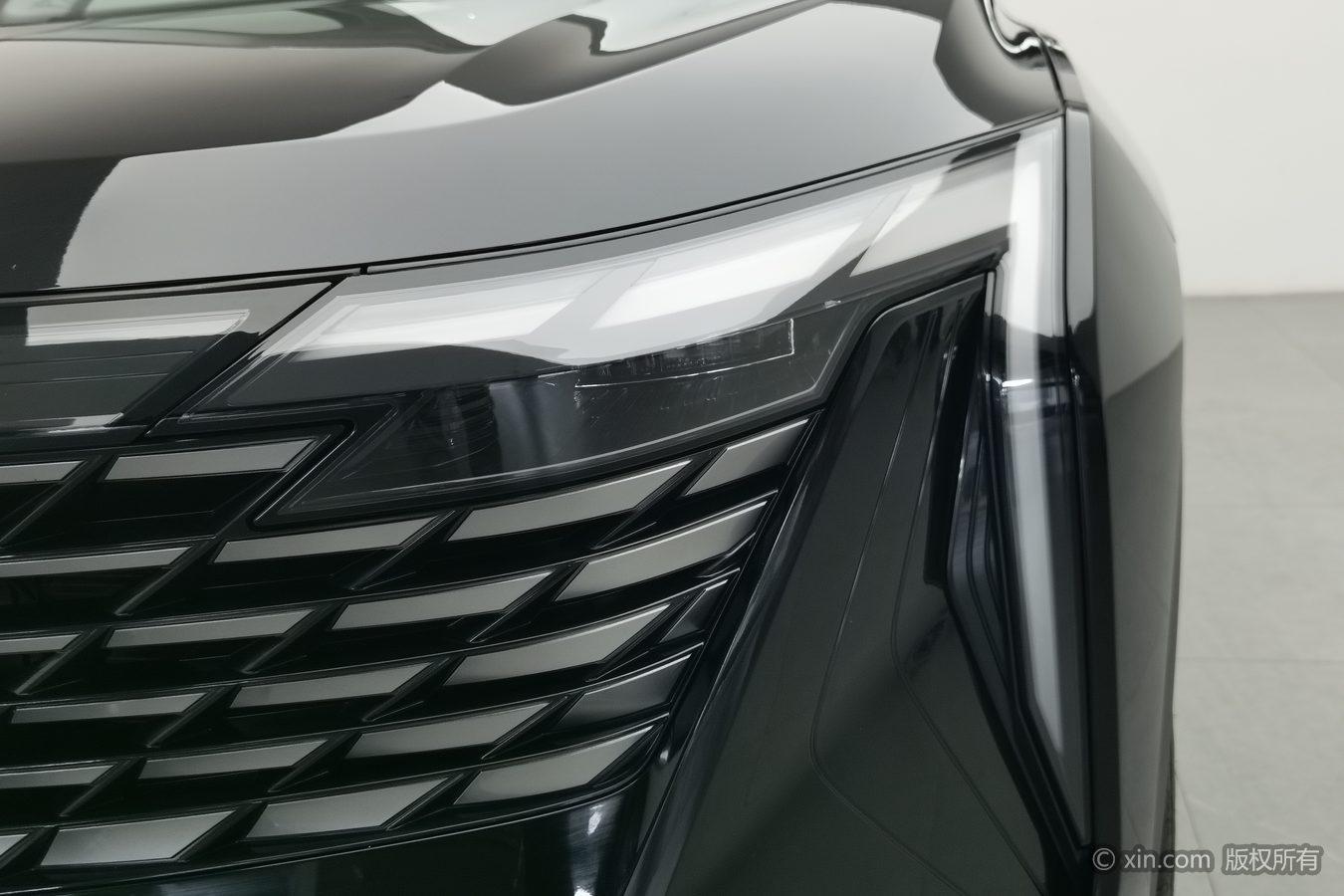 Geely Boyue L L 2023 1.5TD DCT Luxury