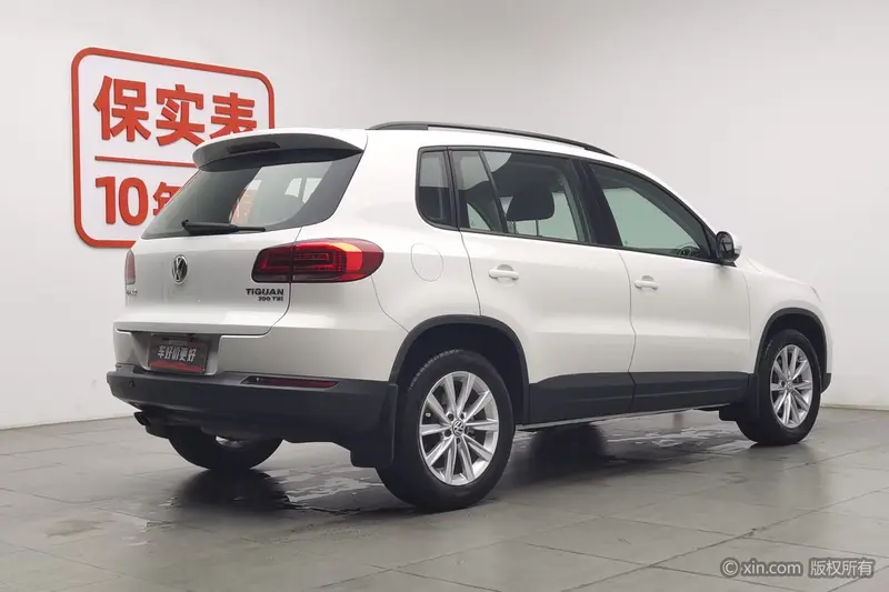 Volkswagen Tiguan — фото 4