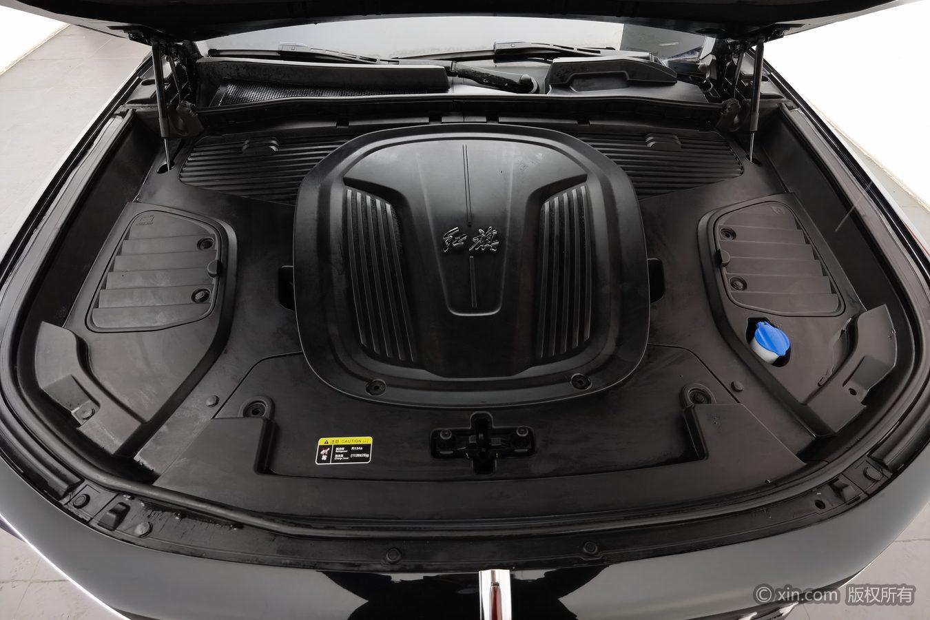 Hongqi E-HS9 2020 510km мест