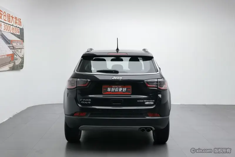 Jeep Compass — фото 3