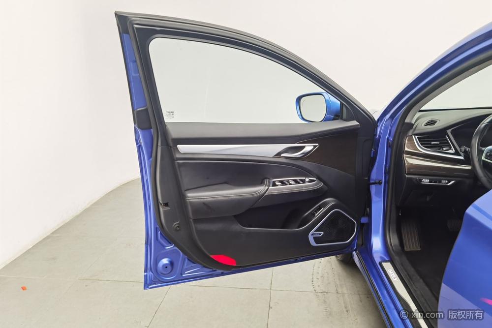 Заказать Geely Borui ePro 2018 года за 1 224 106 ₽  из Китая