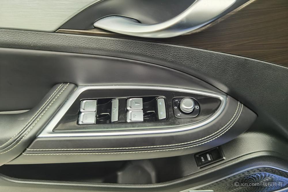 Заказать Geely Borui ePro 2018 года за 1 224 106 ₽  из Китая