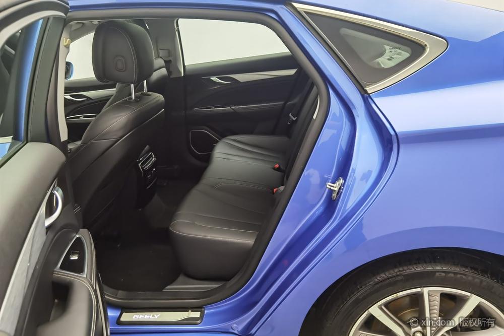 Заказать Geely Borui ePro 2018 года за 1 224 106 ₽  из Китая