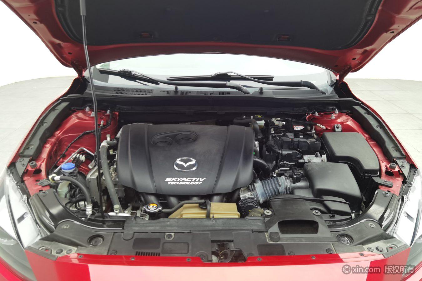 Mazda Mazda3 3 2017 2.0L AT Luxury V