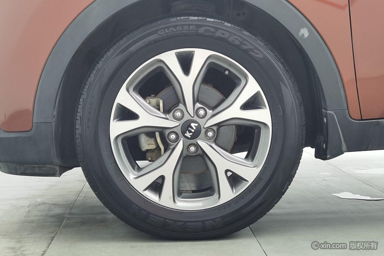 Kia KX3 2015 1.6L AT DLX