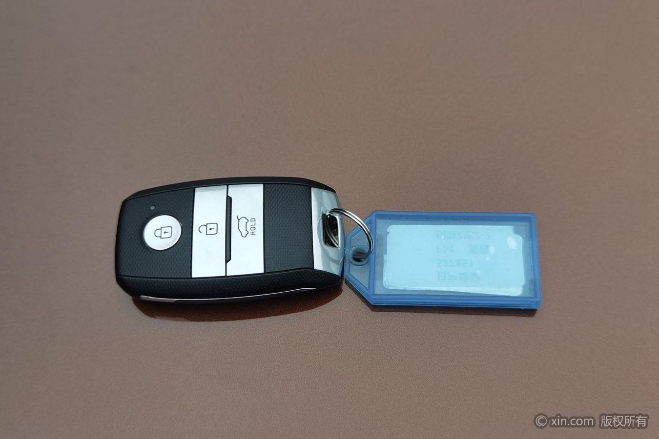 Kia KX3 2015 1.6L AT DLX