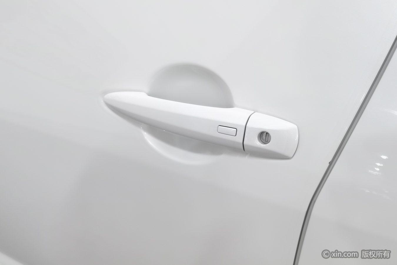Nissan Xuan Yi id 4479291 из Китая 19