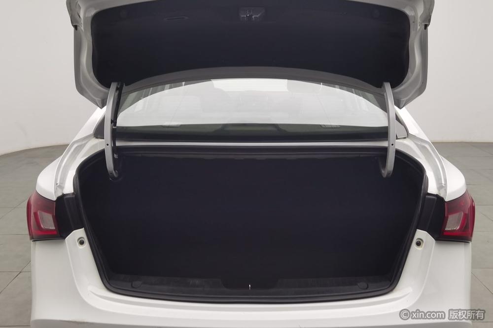 MG GT, фото 24