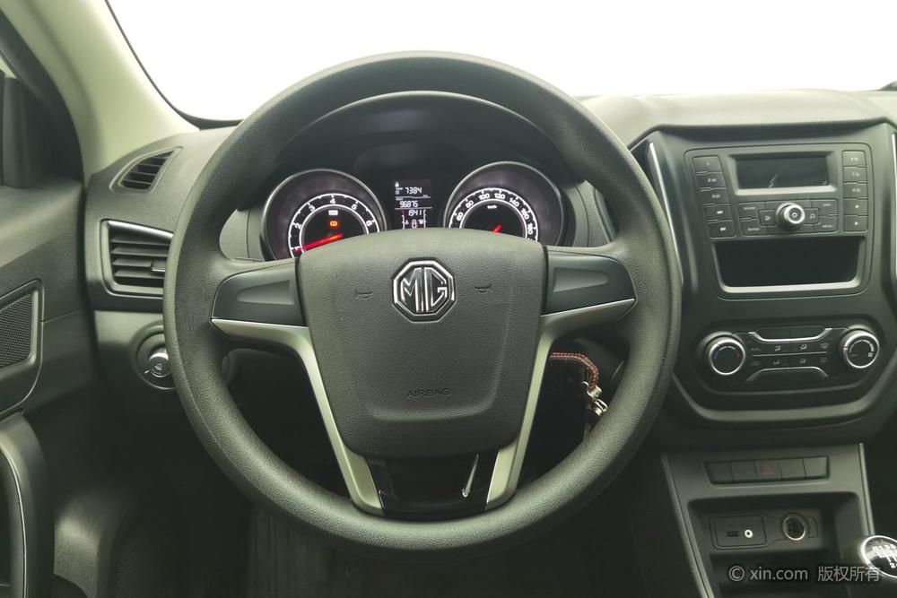 MG GT, фото 15
