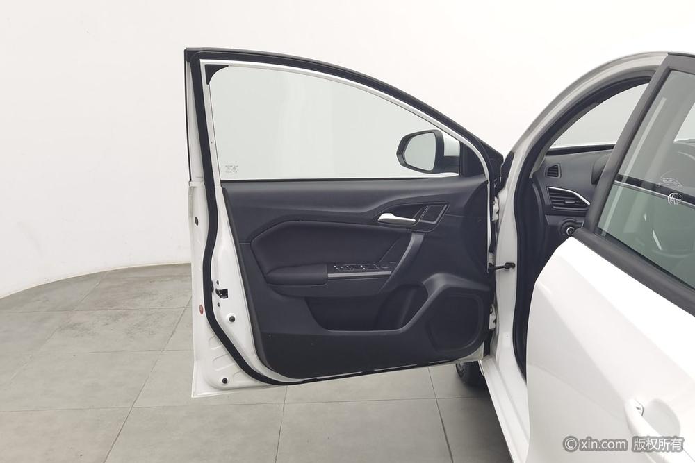 MG GT, фото 22
