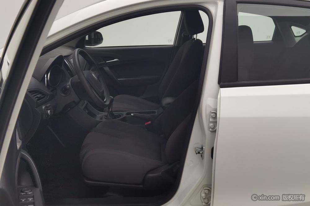 MG GT, фото 18