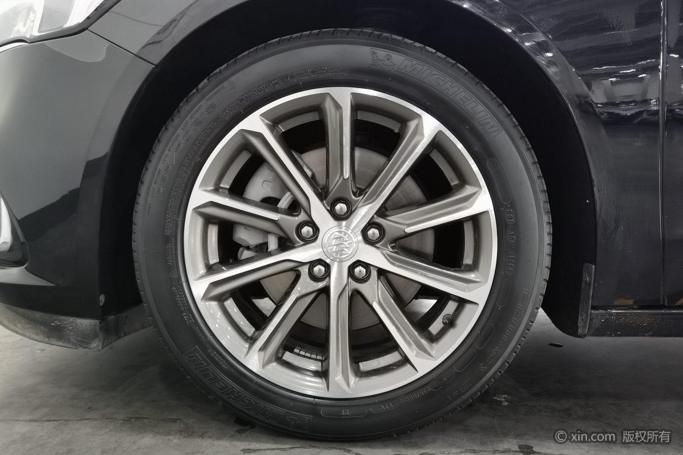 Buick LaCrosse 2022 652T Luxury