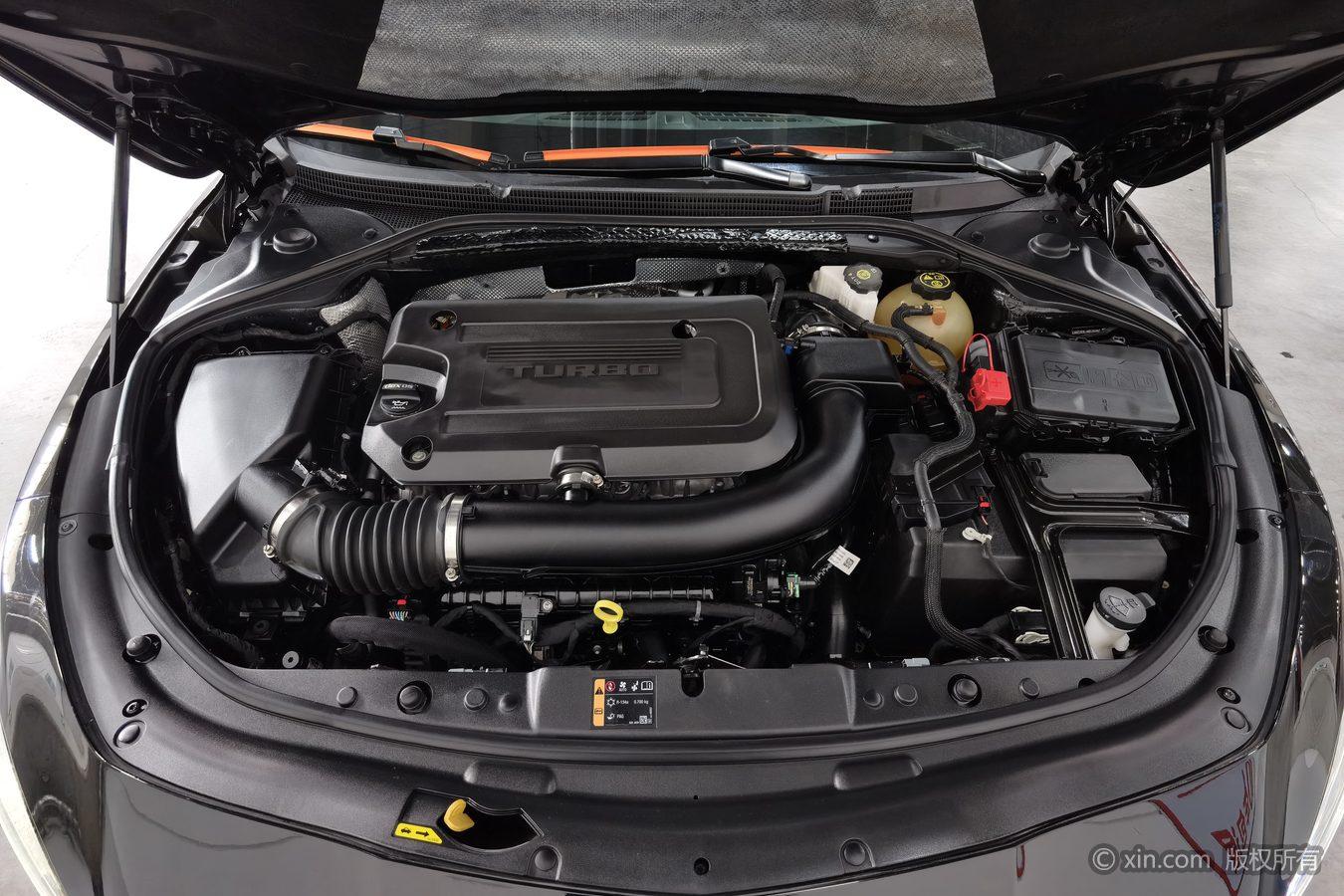 Buick LaCrosse 2022 652T Luxury