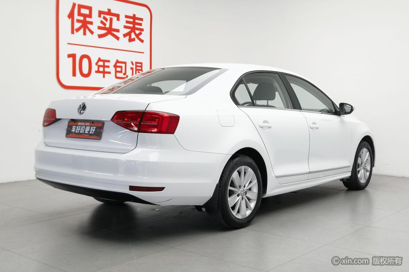 Volkswagen Sagitar 2015 1.6L MT Fashion