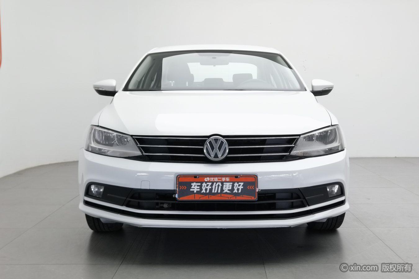 Volkswagen Sagitar 2015 1.6L MT Fashion