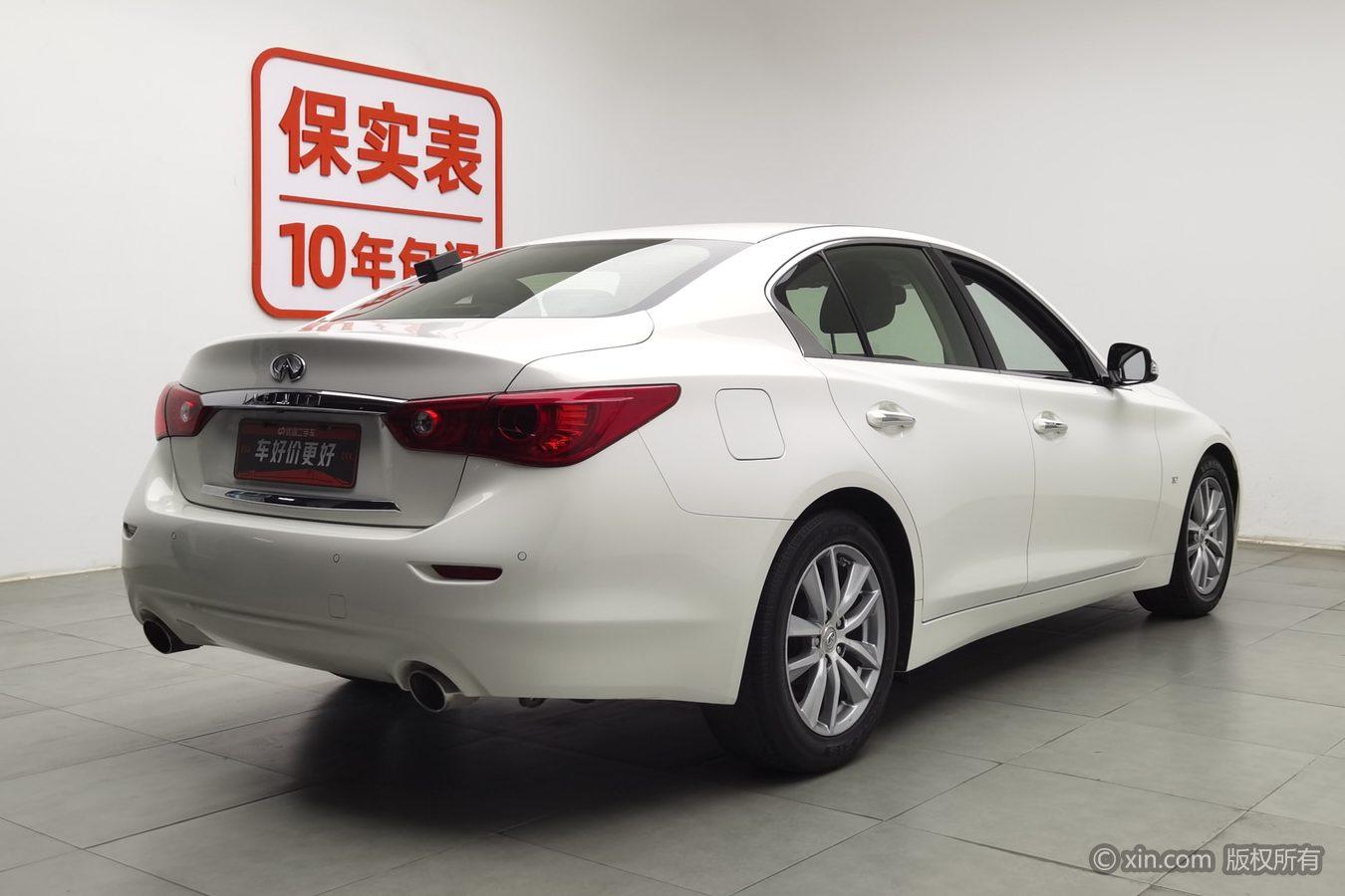 Infiniti Q50 2014 3.7L Comfort