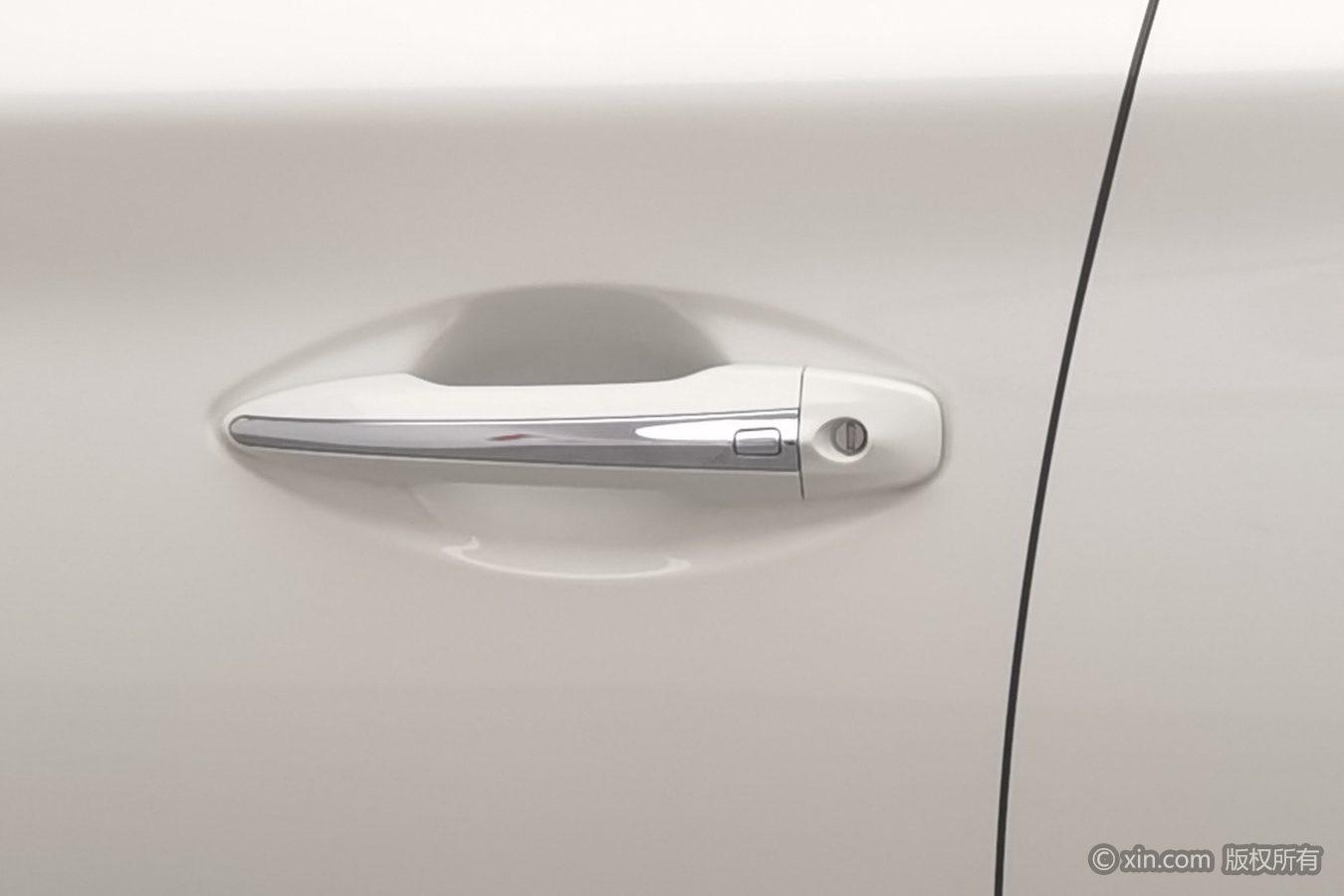 Infiniti Q50 2014 3.7L Comfort