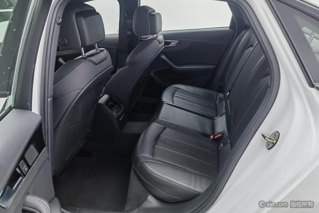 Audi A4L id 4320922 из Китая 18