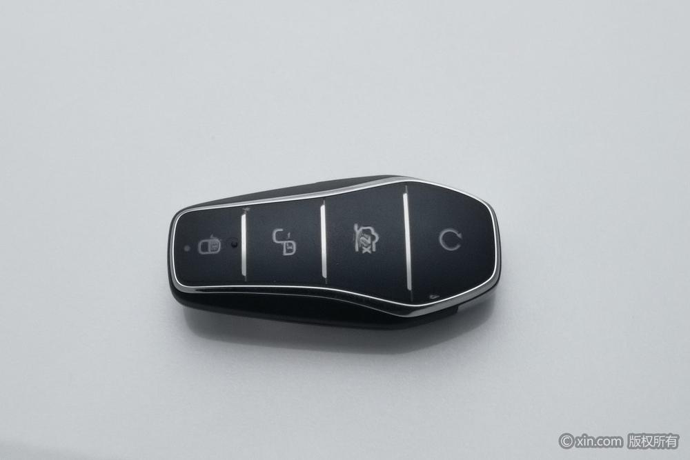 BYD Seal 05 DM-i, фото 6