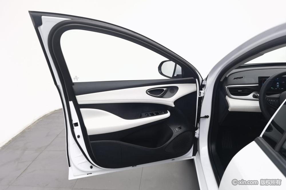 BYD Seal 05 DM-i, фото 22