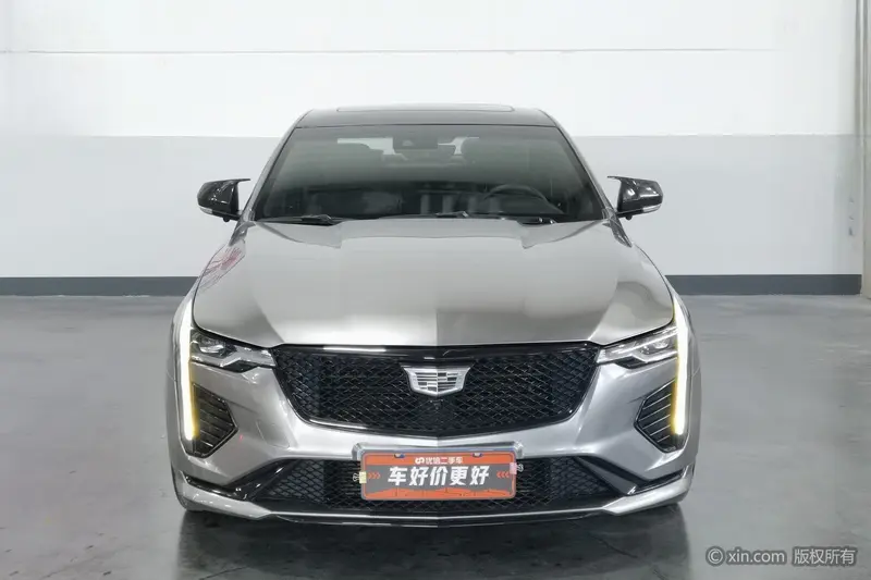 Cadillac CT4 — фото 2