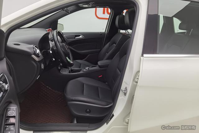 Mercedes-Benz B-Class 2015 B 200 — фото 18
