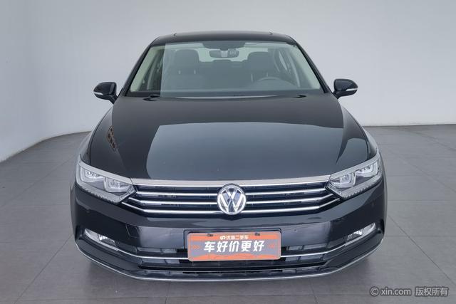 Volkswagen Magotan 2018 330 TSI DSG Luxury — фото 2