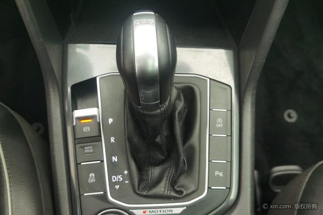 Volkswagen Tiguan 2017 330 TSI 4 WD — фото 16