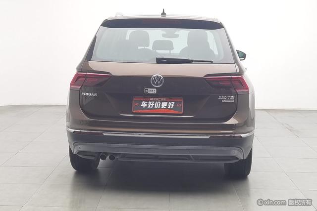 Volkswagen Tiguan 2017 330 TSI 4 WD — фото 3