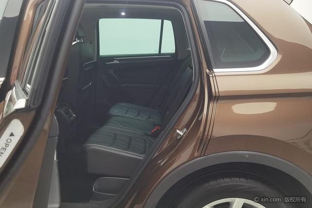 Volkswagen Tiguan 2017 330 TSI 4 WD — фото 20