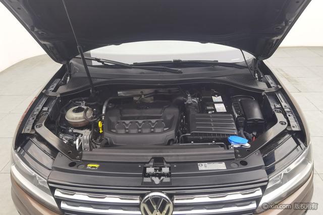 Volkswagen Tiguan 2017 330 TSI 4 WD — фото 5