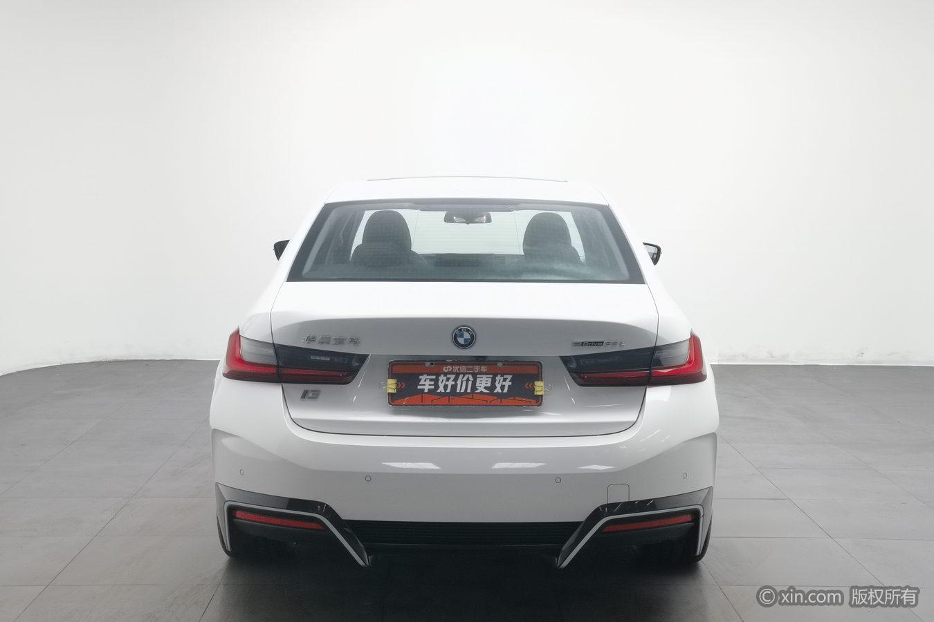 BMW i3 2023 eDrive35L