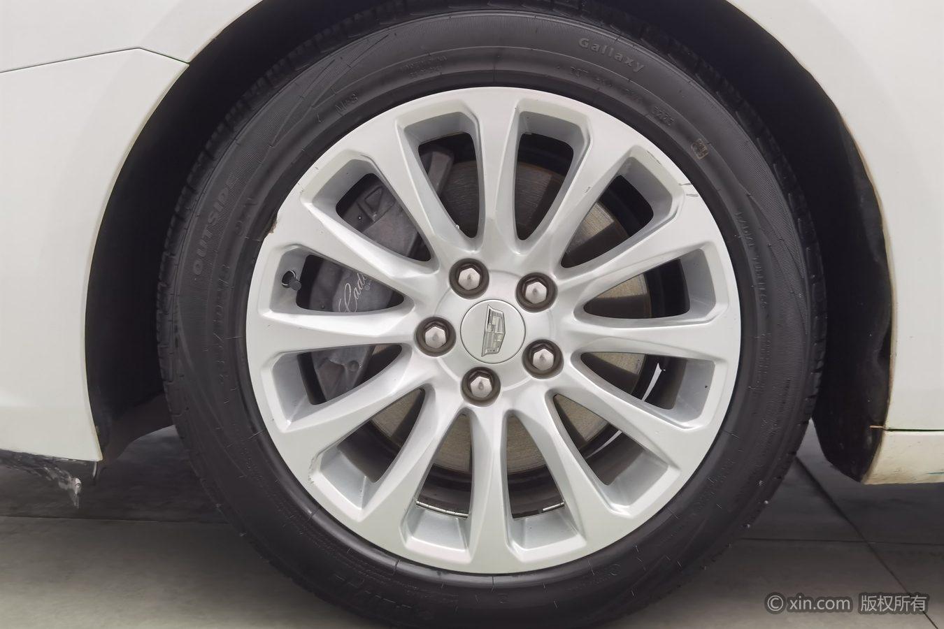 Cadillac XTS 2018 28T