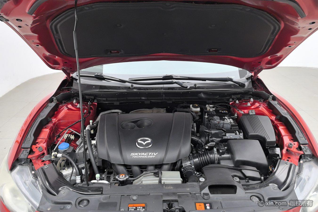 Mazda Atenza 2014 2.0L Luxury