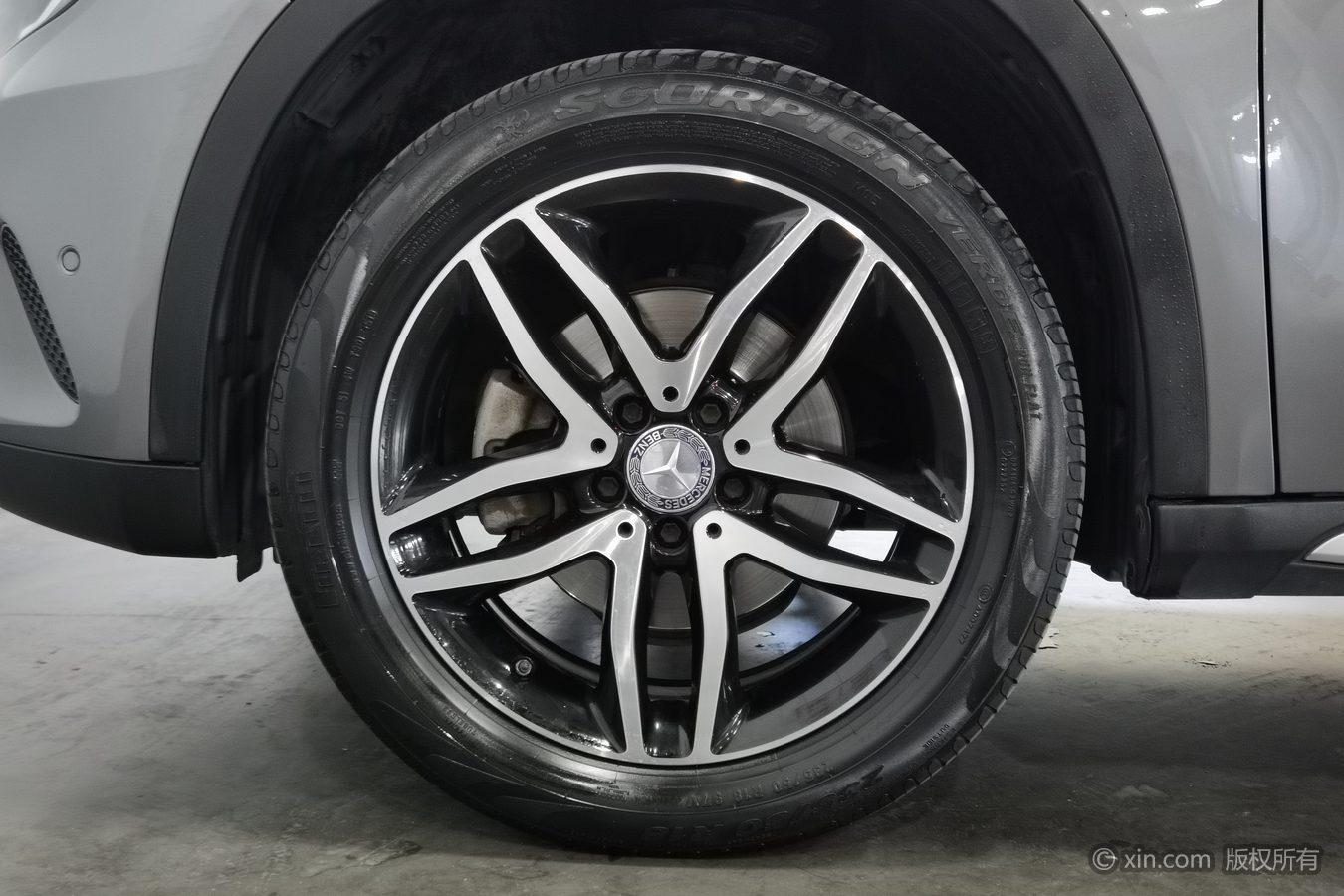 Mercedes-Benz GLA 2015 GLA 220 4MATIC Fashion