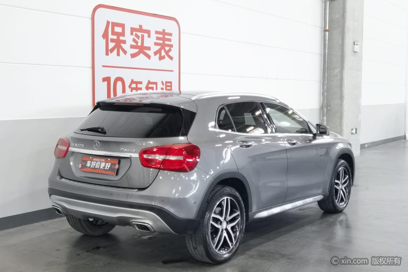 Mercedes-Benz GLA 2015 GLA 220 4MATIC Fashion
