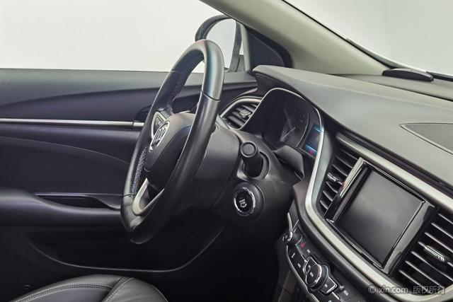 Buick Yinglang 2019 Белый из Китая