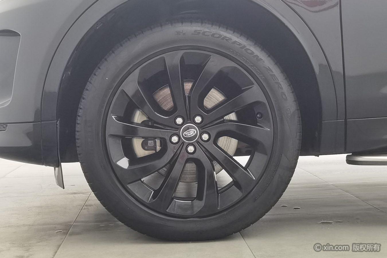 Land Rover Discovery Sport Sport 2023 249PS R-Dynamic S 5 мест