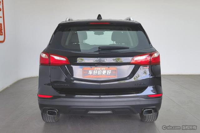 Chevrolet Equinox 2018 RS 550 T AT 4 WD — фото 3
