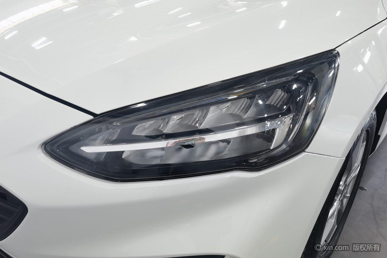 Ford Focus 2021 EcoBoost 180 AT