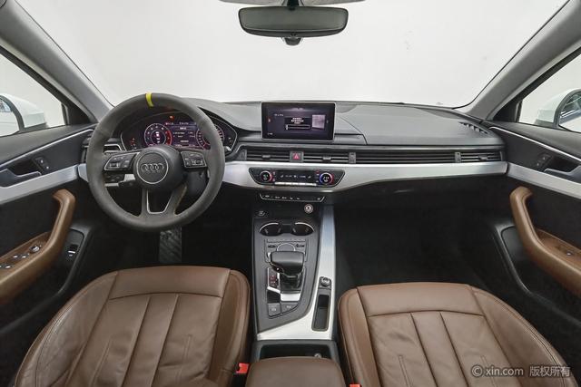 Audi A4L 2019 40 TFSI VI — фото 11